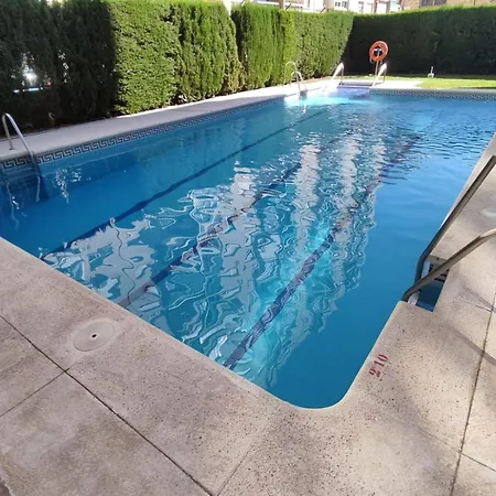 아파트 Amazing Rooftop, 70 M Terrace,pool,beach,parking 말라가