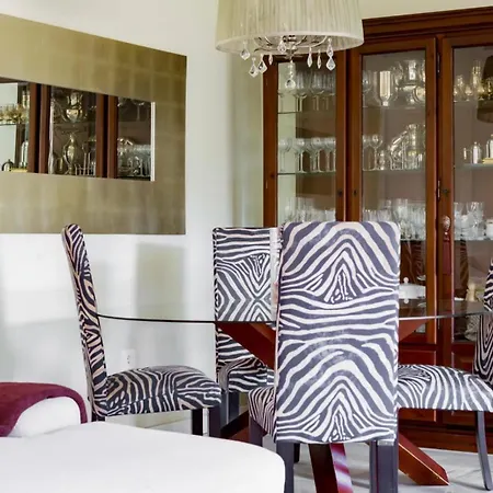 Amazing Rooftop, 70 M Terrace,pool,beach,parking