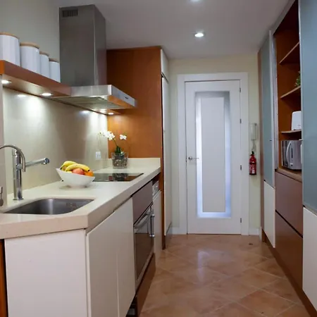 Amazing Rooftop, 70 M Terrace,pool,beach,parking