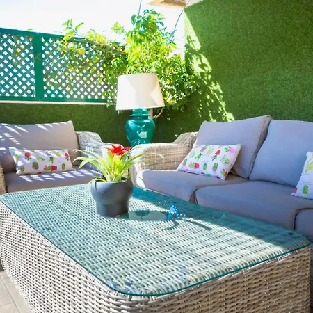 Amazing Rooftop, 70 M Terrace,pool,beach,parking 아파트 말라가