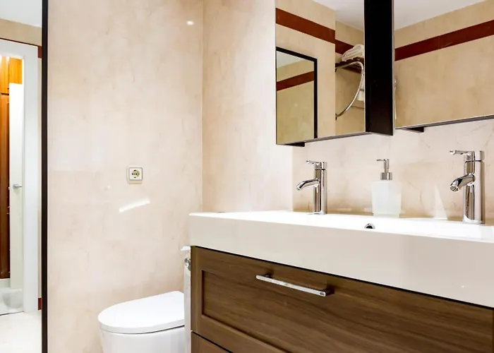 Apartamento Amazing Rooftop, 70 M Terrace,pool,beach,parking *