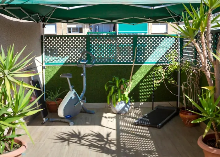 Amazing Rooftop, 70 M Terrace,pool,beach,parking Málaga